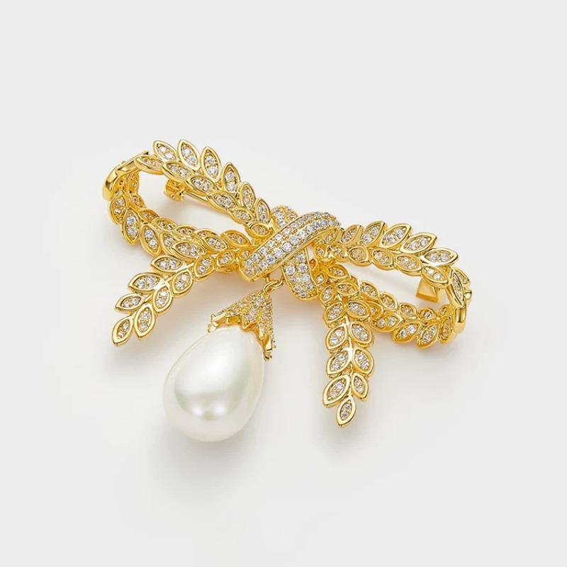 Atmospheric Bow Brooch, High-end Women's Unique Style Pearl Corsage, Small-scale Design-inspired Pin