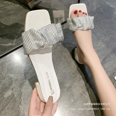 Rhinestone Cool Slippers for Women To Wear In the Summer of 2025, New Fashion Patches, One-word Drag, Open Toe, Middle Heel, Thick Heel for Women