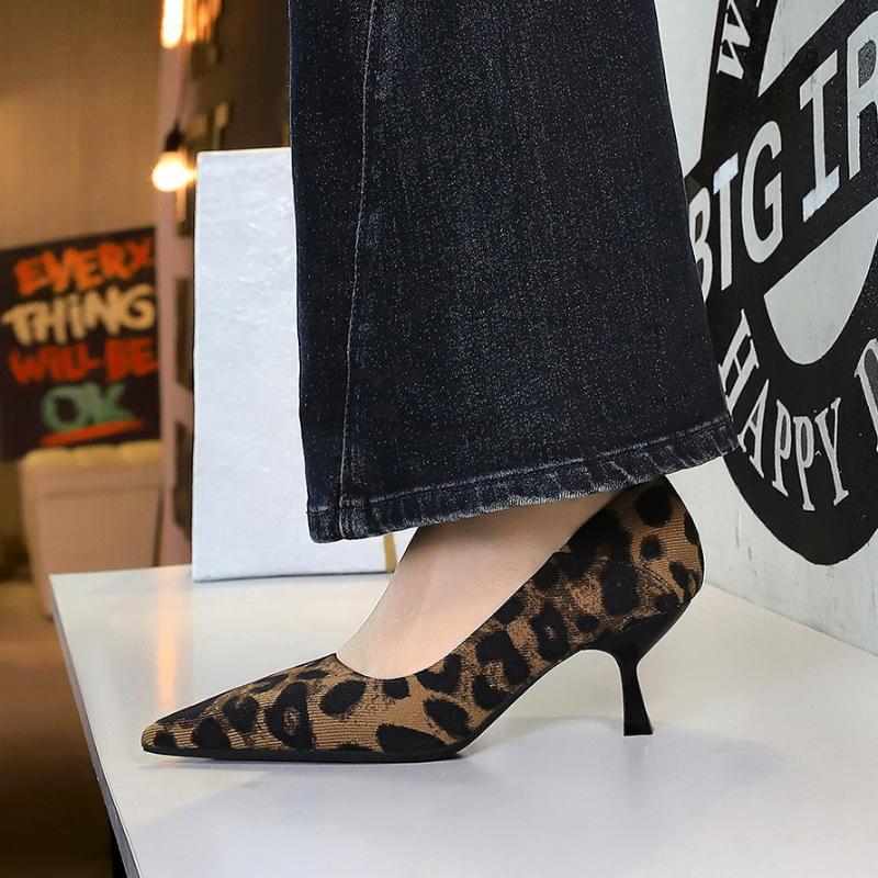 Banquet Leopard Print High Heels For Women With Thin Heels Pointed Toe Shallow Mouth Retro Single ShoesTemperament Fashion