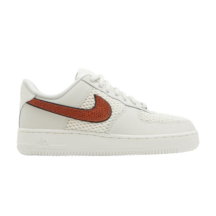 Nike Wmns Air Force 1  Basketball Leather  39