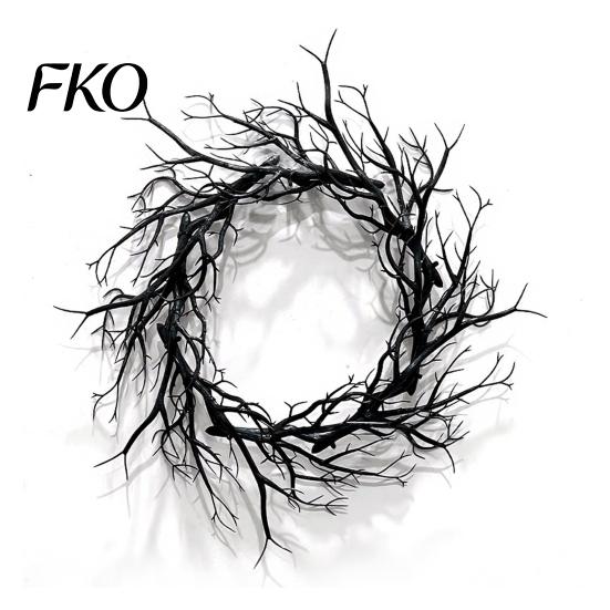 Eerie Thorns Decoration Wreath, Realistic Spiked Branches, Halloween Horror Theme Decoration, Door Hanging Dead Branch Spooky for Haunted House