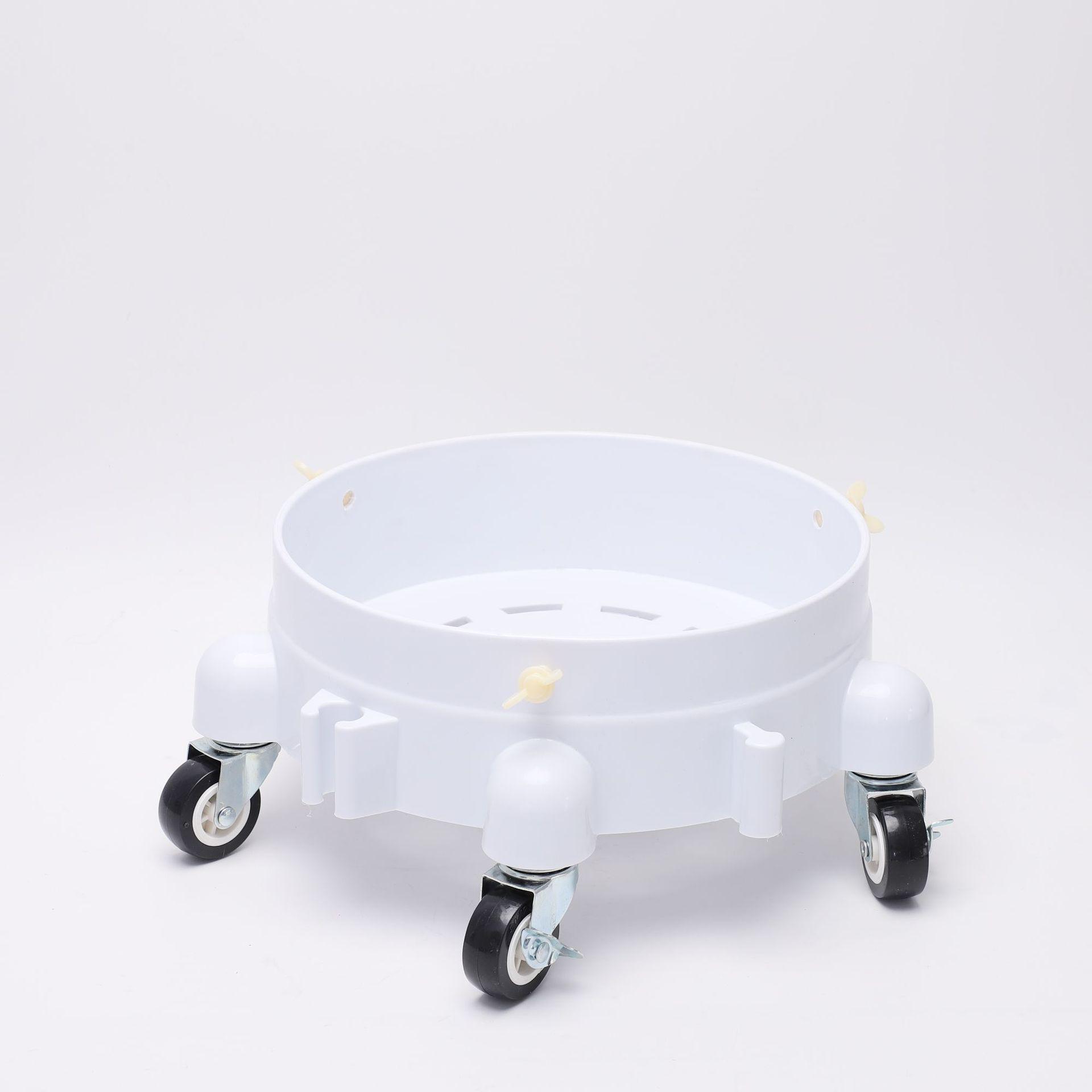 

Portable Car Wash Bucket Base with Brake Casters and Multi-Functionality