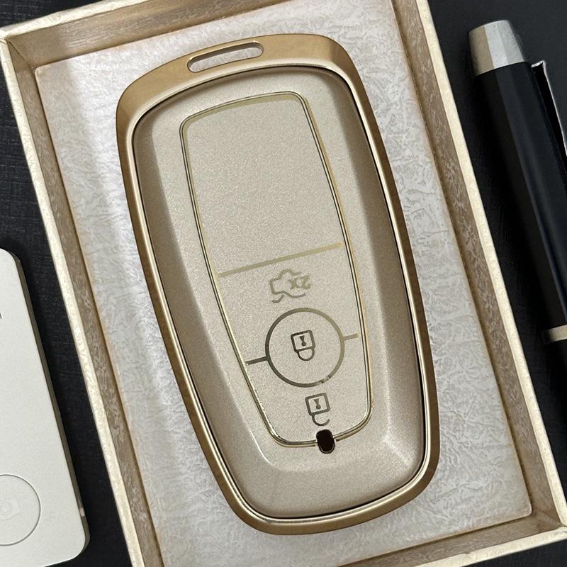 34-Key Ford Mondeo Aluminum Alloy Car Key Cover with Buckle Edge - Compatible with Taurus & Mustang Metal Style.