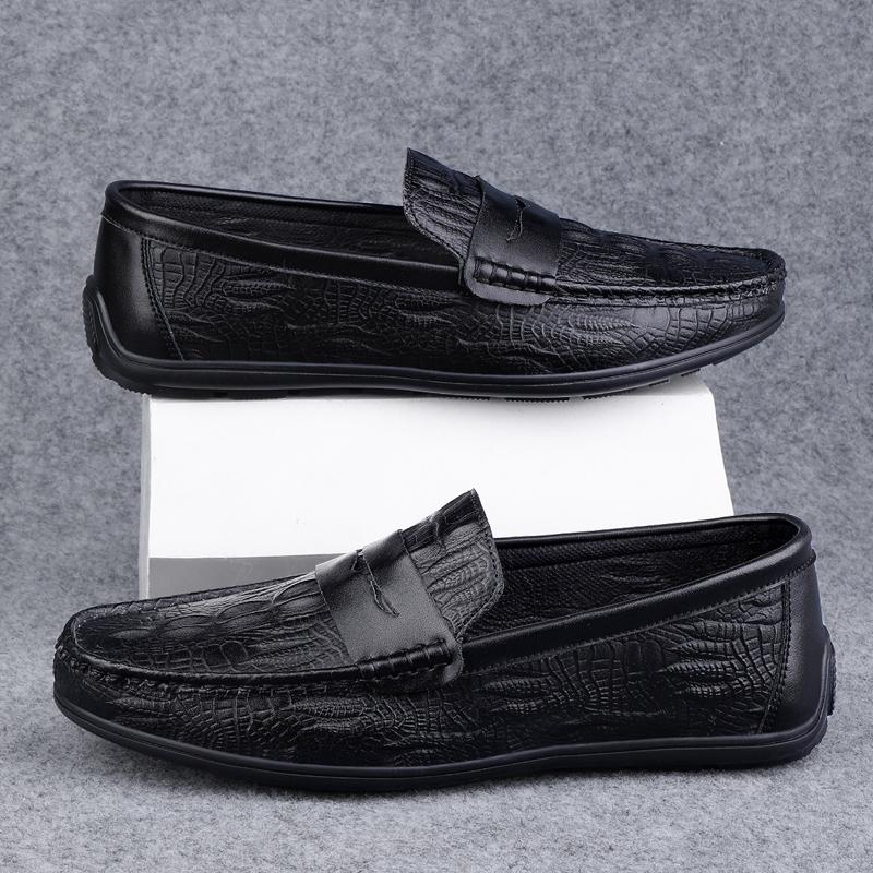 All-match Comfy Loafers Lightweight Mens Driving Shoes New Design Male Slip On Flats Soft Leather Casual Shoes Wedding Moccasins