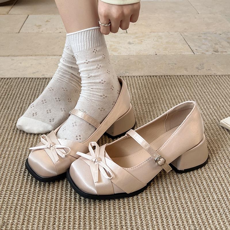 Retro High-end French Square Head Thick Heel Light Mouth Single Shoes Women's Summer 2025 New with Skirt Fairy Mary Jane Shoes