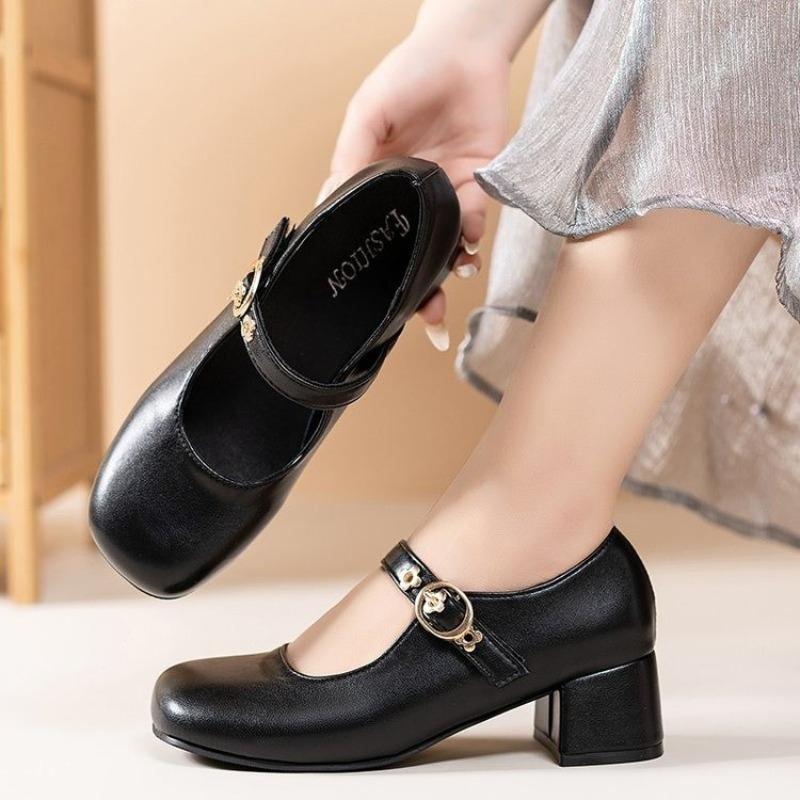2025 Buckle Strap Mary Janes Women's High Heels Round Toe Shallow Chunky Heels Pumps for Fashion Retro Office & Career Shoes