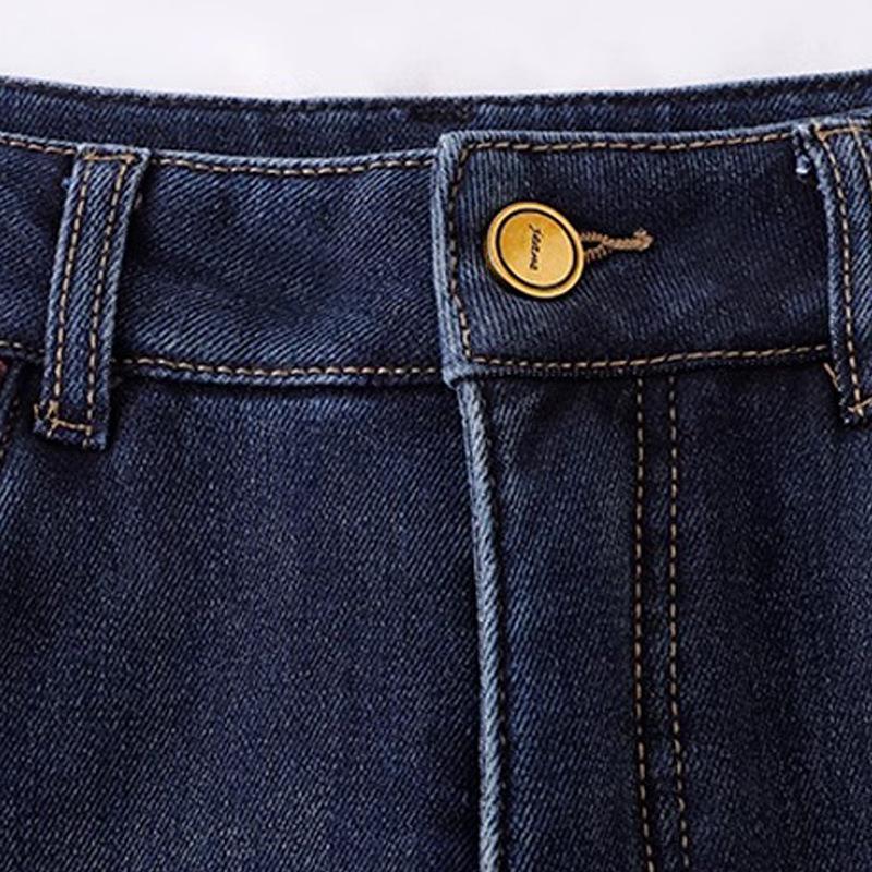 Nine-Point Vintage Plus Size Flared Jeans for Women - Autumn/Winter Collection