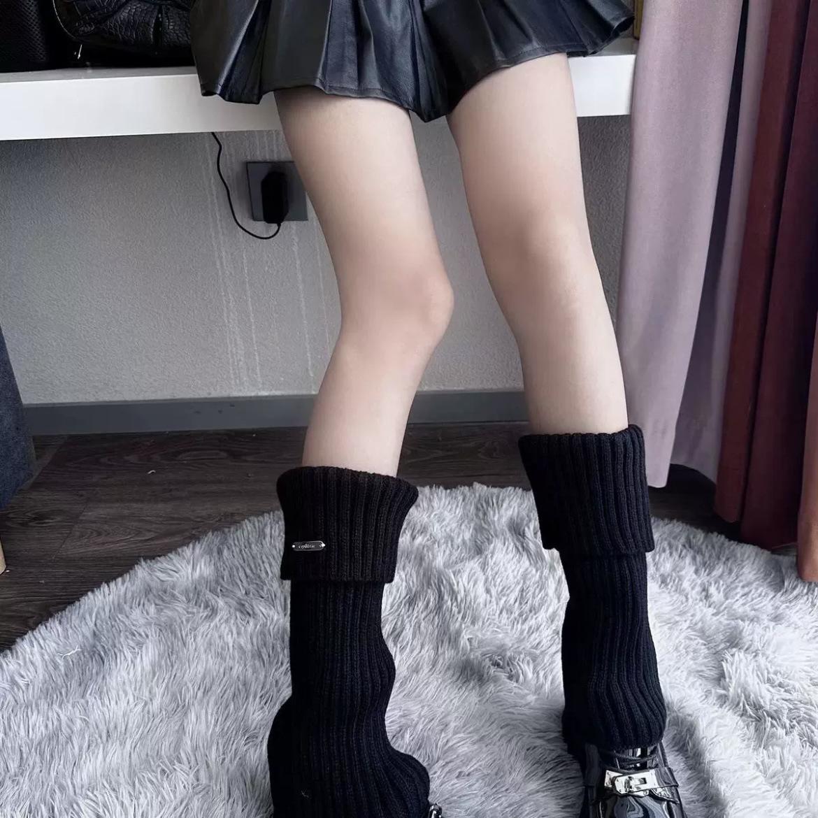 

Японские вязаные гетры в стиле Лолиты: Утягивающие носки для женщин чёрный