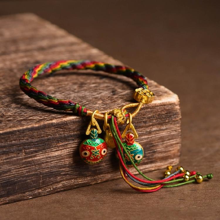 Comfortable Ethnic Style Wristband Soft Knitted Hand Rope Accessory with Pendant
