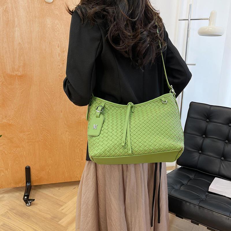 Damen Grün Gewebte PU-Leder Umhängetasche, Lässige Schulterhandtasche mit Verstellbarem Riemen, Modische Tägliche Tasche für Damen, Leichte Messenger Bag