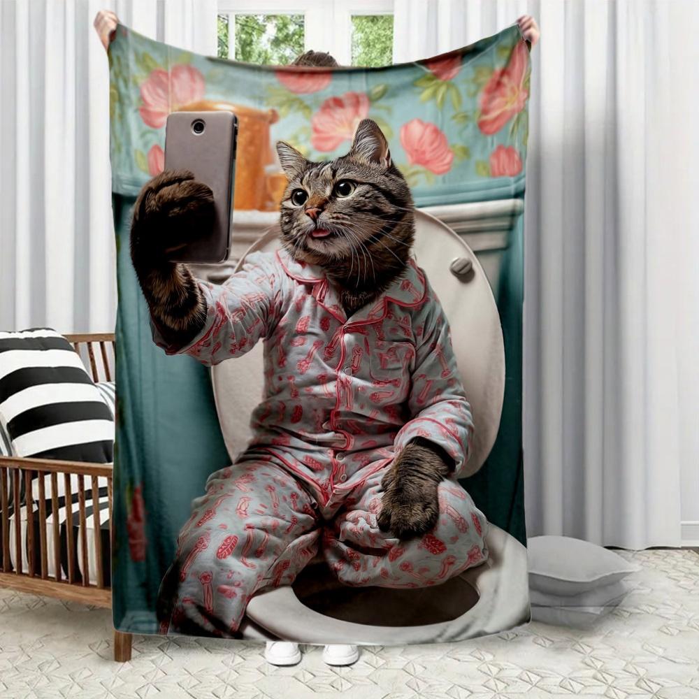 

Funny cats taking selfies in the toilet Flannel printed blanket suitable for all seasons for living room office sofa and travel 75x100cm (30x40inch)