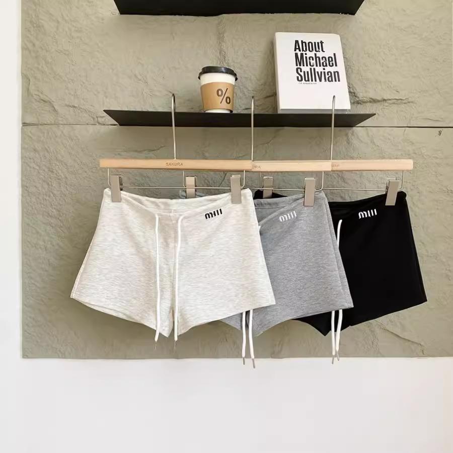 Women’s Summer 2025 Korean Style High Waist Slimming Shorts – Petite, Versatile, Solid Color, Wide Leg Design.