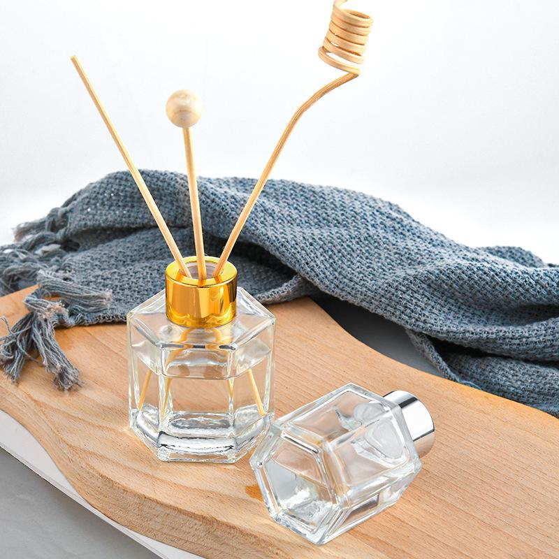 Hexagonal Glass Aromatherapy Bottle - Transparent Flameless Essential Oil Diffuser with Rattan Fragrance Sticks.