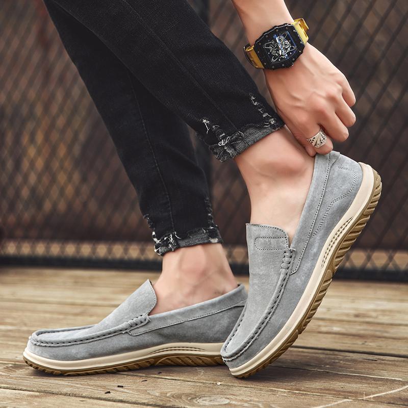 Fashion Man Casual Slip On Driving Footwear 2025 New Men's Walking Shoes Leather Light Colour Loafers Male Breathable All-match Flats