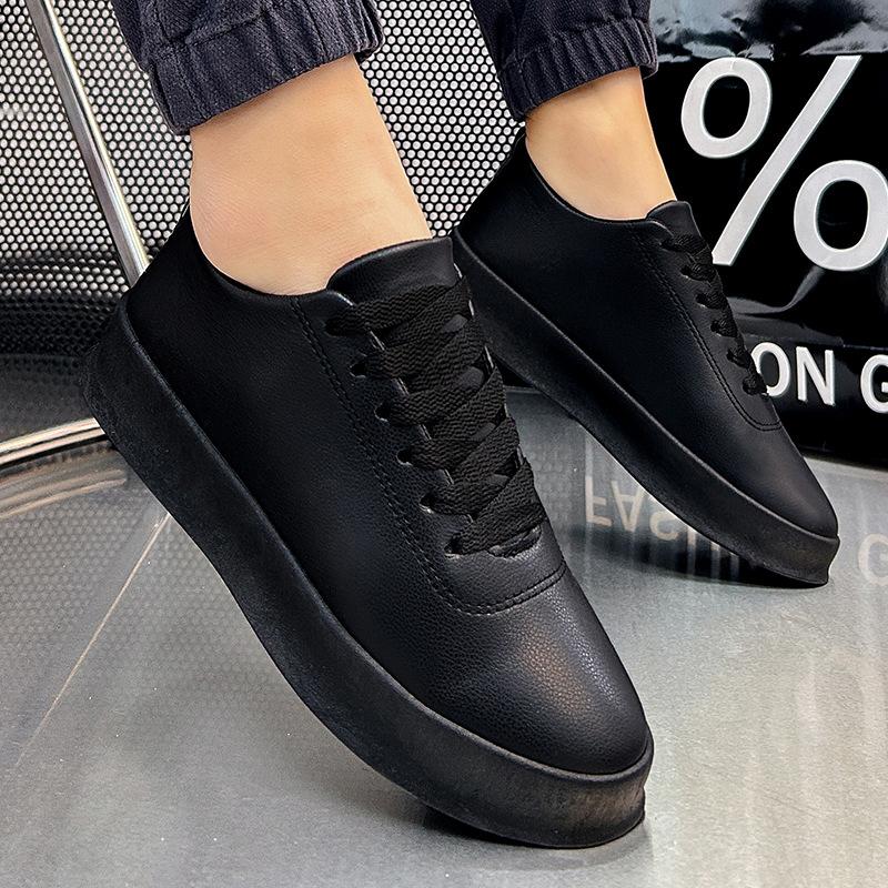 Men's Casual Sporty Four Seasons Skateboarding Shoes Lightweight Breathable Mesh Lining PU Insole Small Black Lazy Student Lace