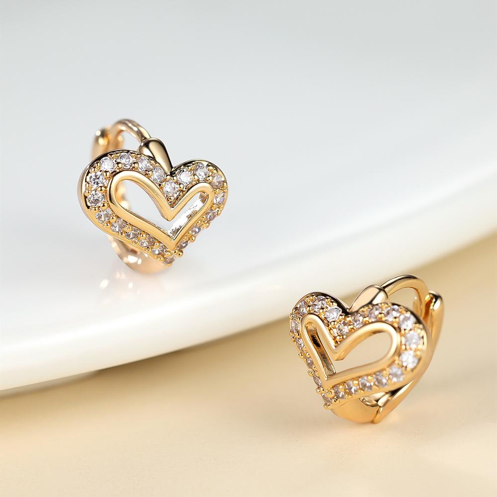 Delicate Gold Color Hollow Heart Shape Hoop Earrings For Women Girls Paved Dazzling CZ Zircon Earrings Bridal Wedding Love Jewelry