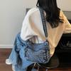 2025 fashion trend foreign personality niche design women's shoulder bag autumn new texture crossbody small square bag