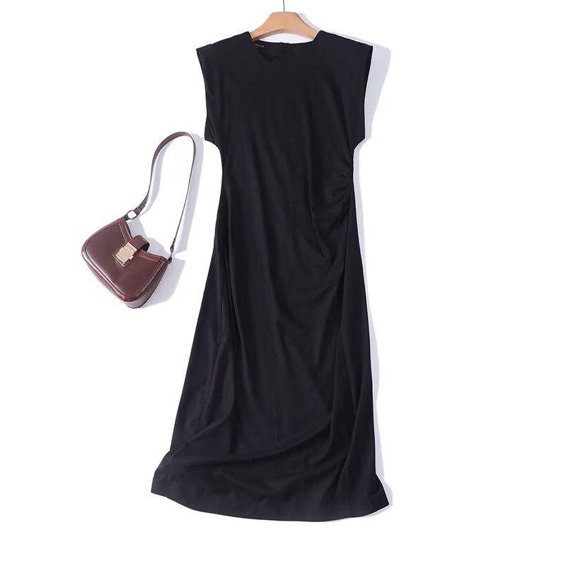 

Elegant Sleeveless Waist-Hugging Long Summer Dress for Women Small чорний