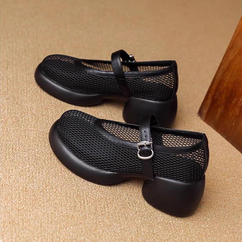 Womens Shoes Soft Sole Thick And Light Hollow Mesh Sandals 2025 Spring Summer New Casual Breathable Thick-Soled Mesh Shoes Women