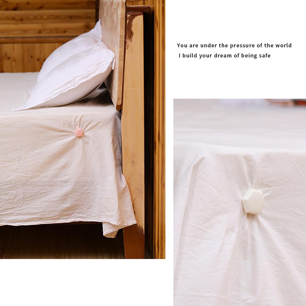4PCS Bed Sheet Holders Bed Sheet Clips for Keeping Sheets on Mattress Sheet Fasteners for Mattress