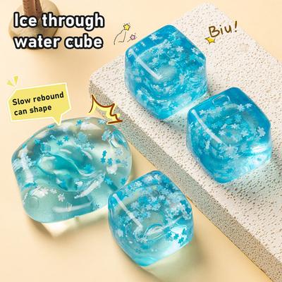 Brinquedo de Aperto Cubo Transparente com Floco de Neve Brilhante Cubo de Estresse para Alívio da Ansiedade Brinquedo Sensorial Cubo de Gelo Macio e Elástico Brinquedo de Apertar Lembrancinhas de Festa