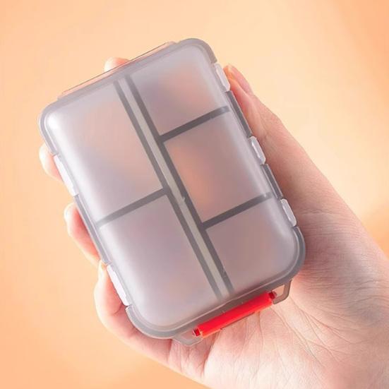 Pill Organizer Large Capacity with 10 Compartments Pill Box Portable Independent Lids Container for Travel And Gym
