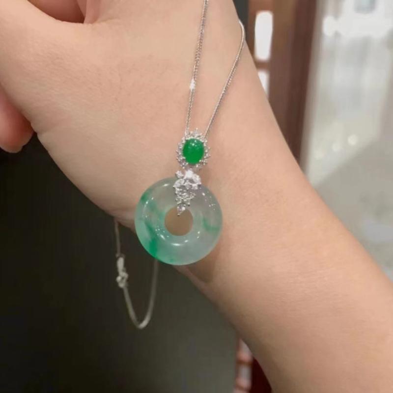 Inspired Natural Ice Seed Jade Chalcedony Round Necklaces Chinese Style Clavicle Chain Classic  Fine Jewelry For Women