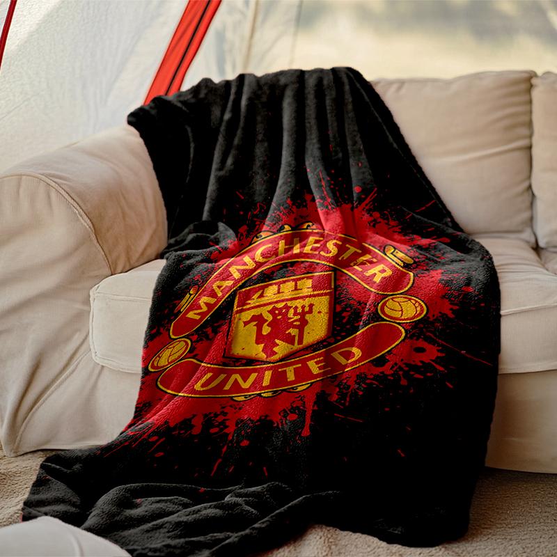 1pc Easy-Care Manchester United Manchester City Blanket, Perfect for Couch, Bed, Home, Travel & More, Warm & Durable Printed Blanket