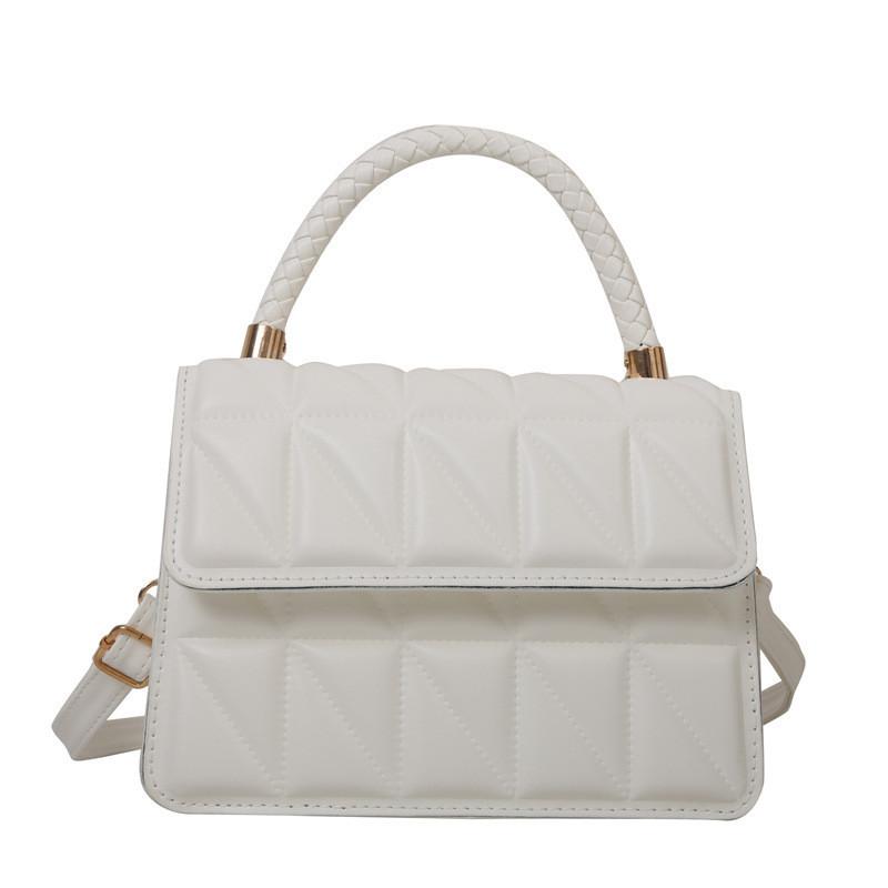 Chic Pu Leather Small Shoulder Bag For Women With Quilted Diamond Pattern And Magnetic Closure белый
