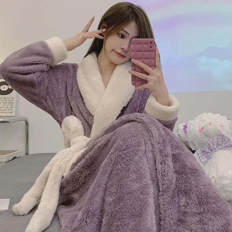 Acogedor Albornoz de Forro Polar Coral Morado Hada - Largo, Grueso, Lindo para Estar en Casa para Otoño e Invierno