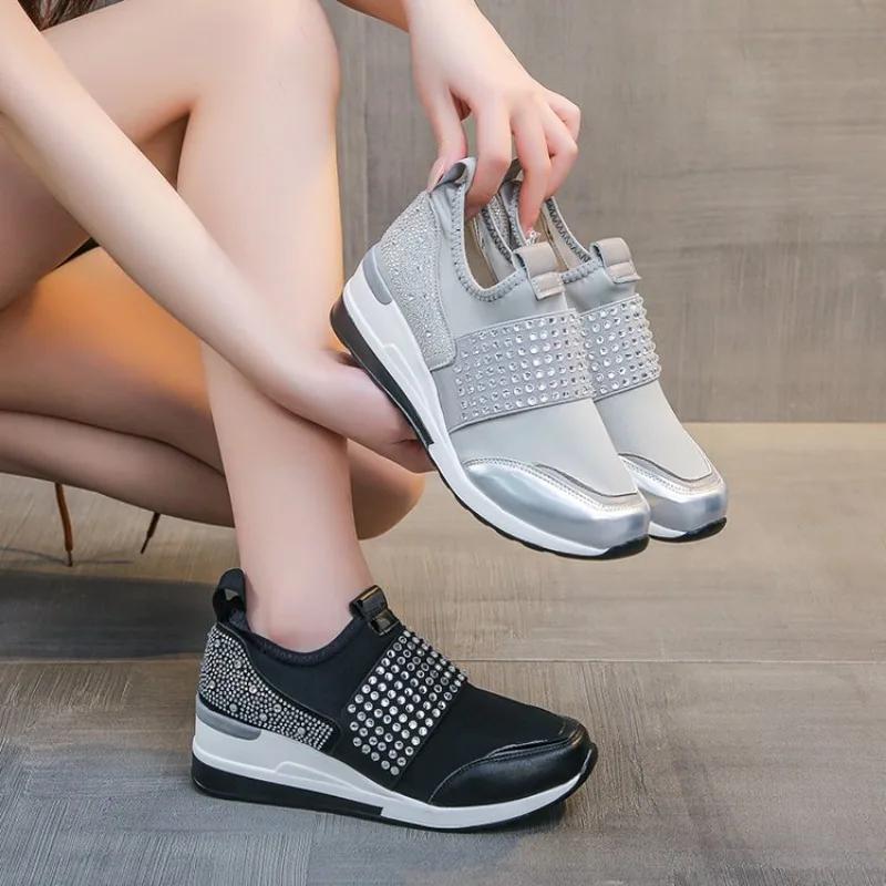 Damen Luxus Strass Casual Sneakers Weibliche Schnürung Keil Sport Vulkanisierte Schuhe Damen Designer Tennis Plateauschuhe