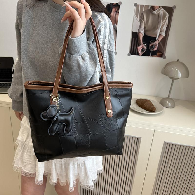 Fashion Solid Color Large Capacity Women Casual Tote Bag With Pendant For Daily