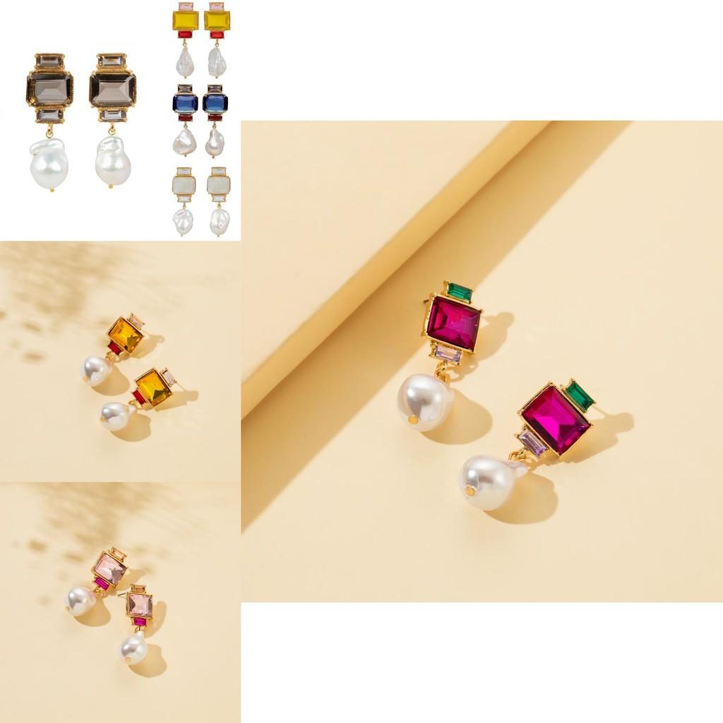 Modern Geometric Square Earrings With Rhinestones In Stylish Alloy Finish