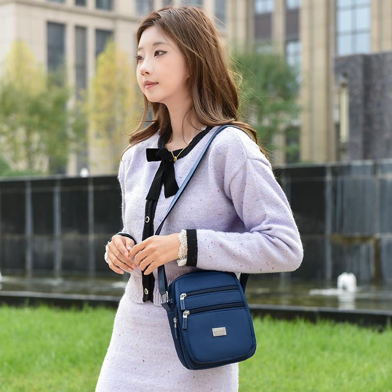 Women's Crossbody Bag Multi-Pocket Shoulder Bag Mother Bag Nylon Large Capacity Square Bag