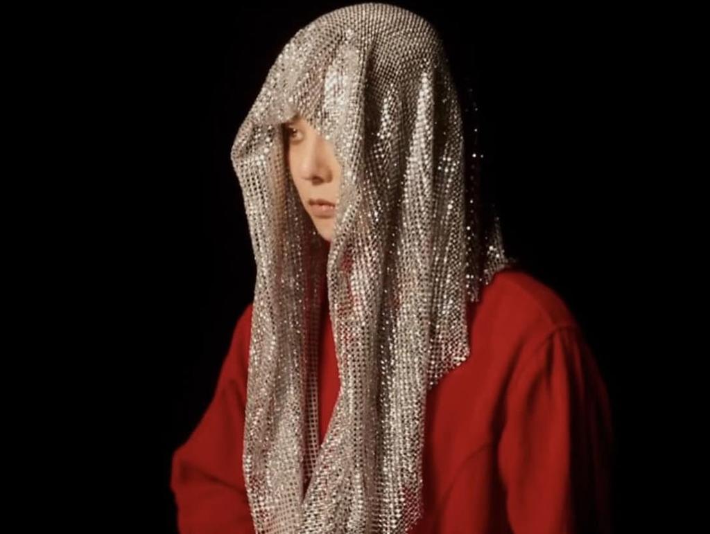 BIGBANG G-Dragon Übermensch Ubermensch 3rd Album with Tracking Sealed GD Beyond-Man (Photocard Version)