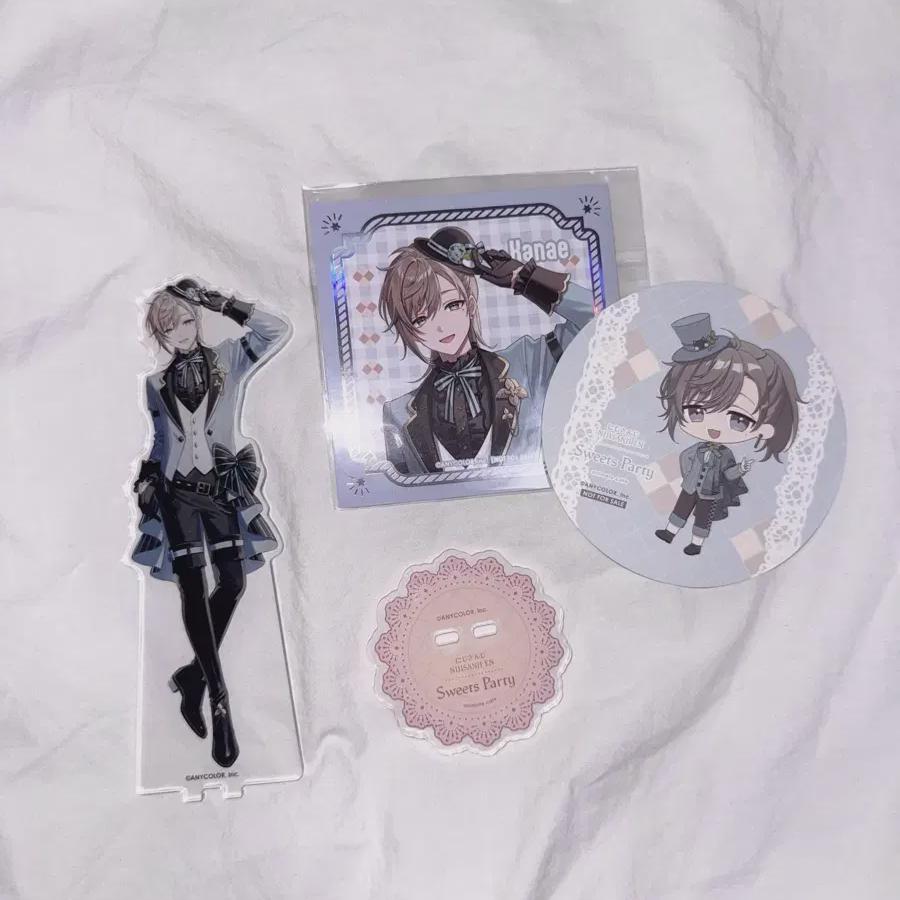 

Niji Sanji Канаэ Акриловый стенд из коллаборационного кафе Animate