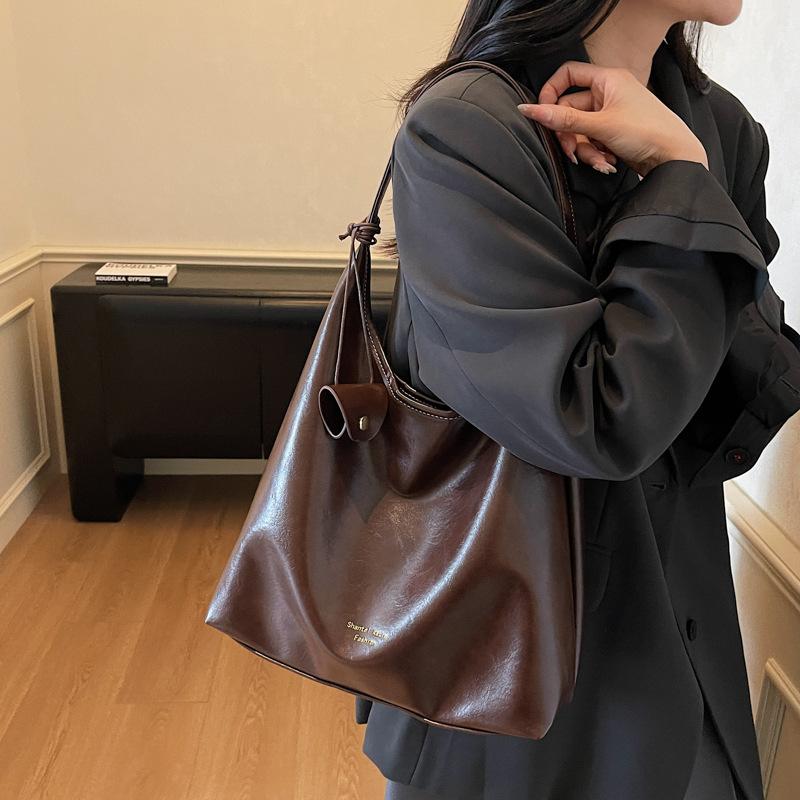 Autumn women's bag retro tote bag lazy style shoulder bag new commuter fashion niche armpit bag
