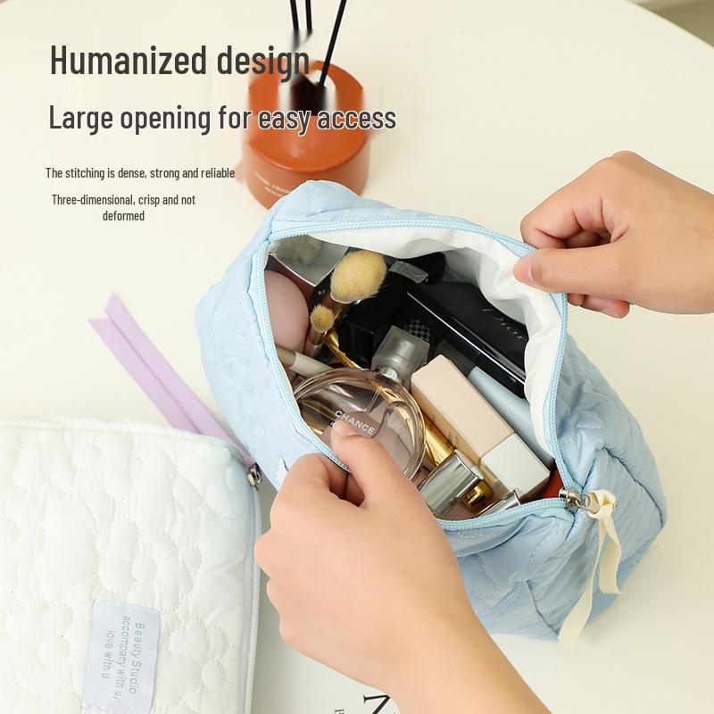 Quilted Cream Cloud Makeup Bag, Portable Handheld Cosmetics Storage, Large Capacity