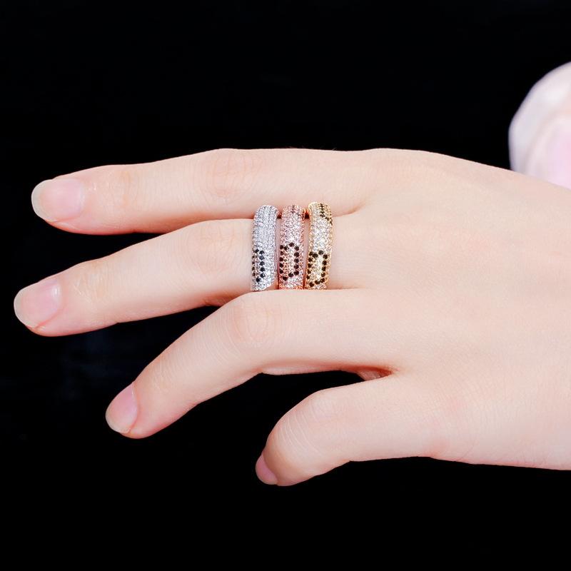 J0106 Simple And Exquisite Zircon Ring Full Of Diamonds, Environmentally Friendly Copper Electroplating Color Retention Jewelry