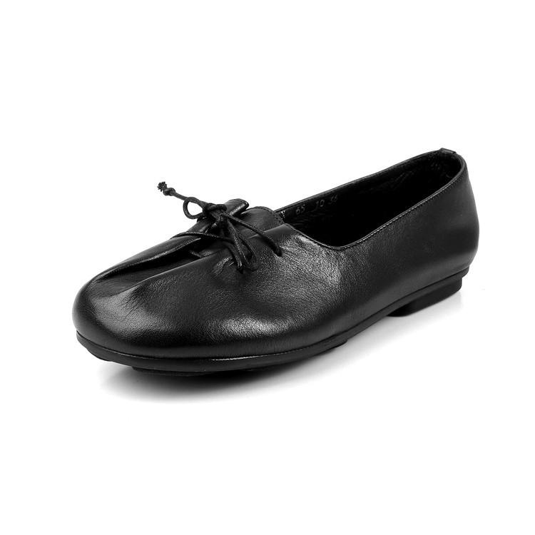 Retro handmade pleated flat-bottomed lace-up casual single shoes 2025 new cowhide round head soft-faced grandma shoes Doudou shoes