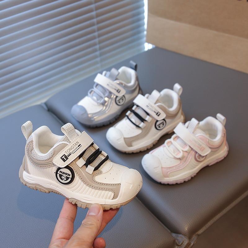 Children's autumn new models 1-6 years old leather waterproof outdoor sports shoes fashionable and casual men and women treasure dirt-resistant