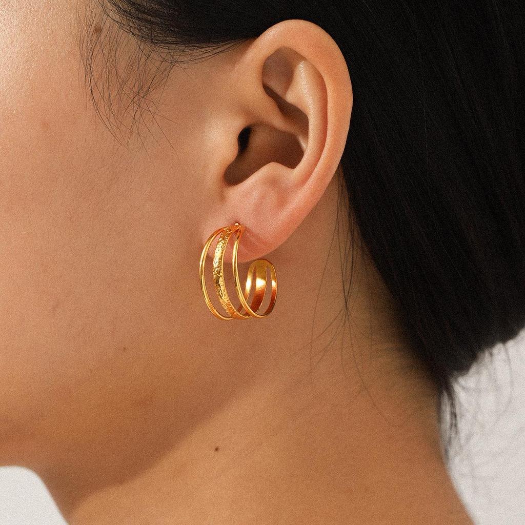 Elegant French-Style 18k Gold-Plated Stainless Steel Earrings – Non-Fading, Versatile Three-Layer Studs