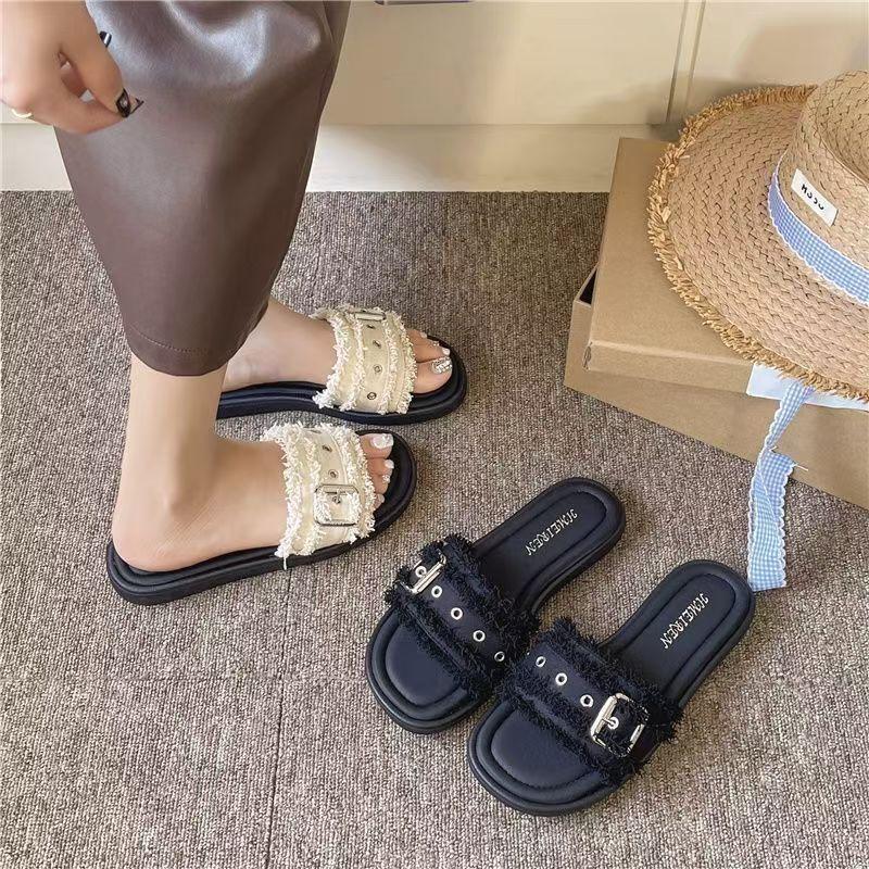 French Flat-bottomed Slippers Women's Summer Wear 2025 New Fashion Soft Bottom Non-slip Internet Celebrity Lightweight Small Fragrant Cool Slippers