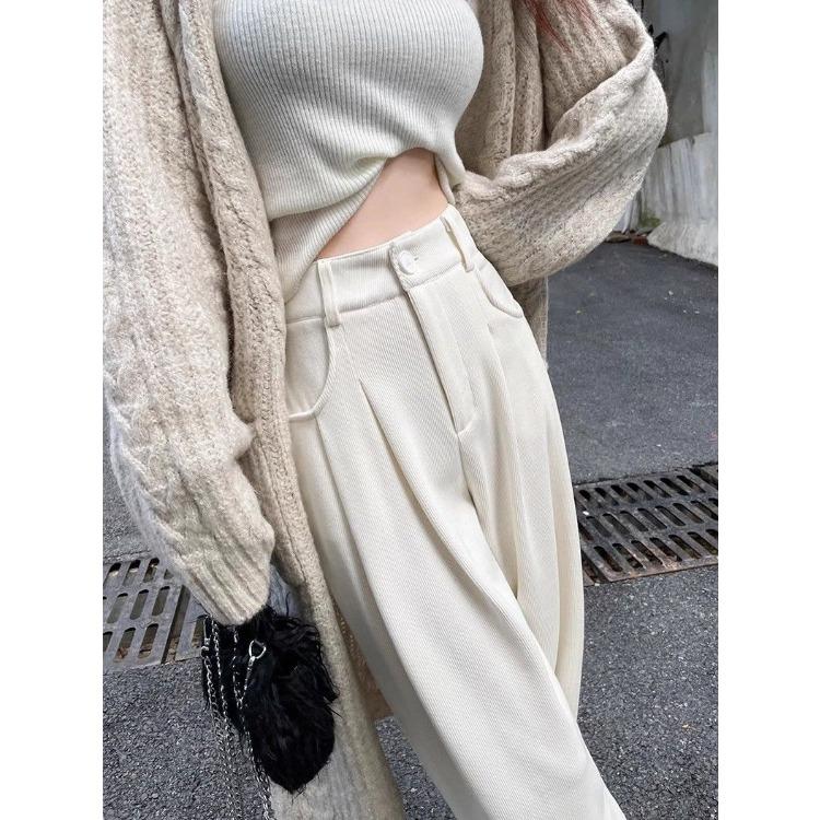 Relaxed-Fit White Corduroy Trousers for Women - Perfect for Autumn and Winter