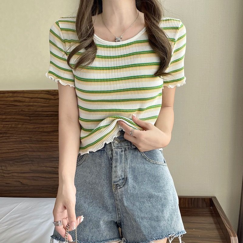 Short Sleeved Striped Knitted Sweater for Women In Summer Round Neck Fungus Edge Versatile Contrasting Color Short Style Slimming Effect on Clothes