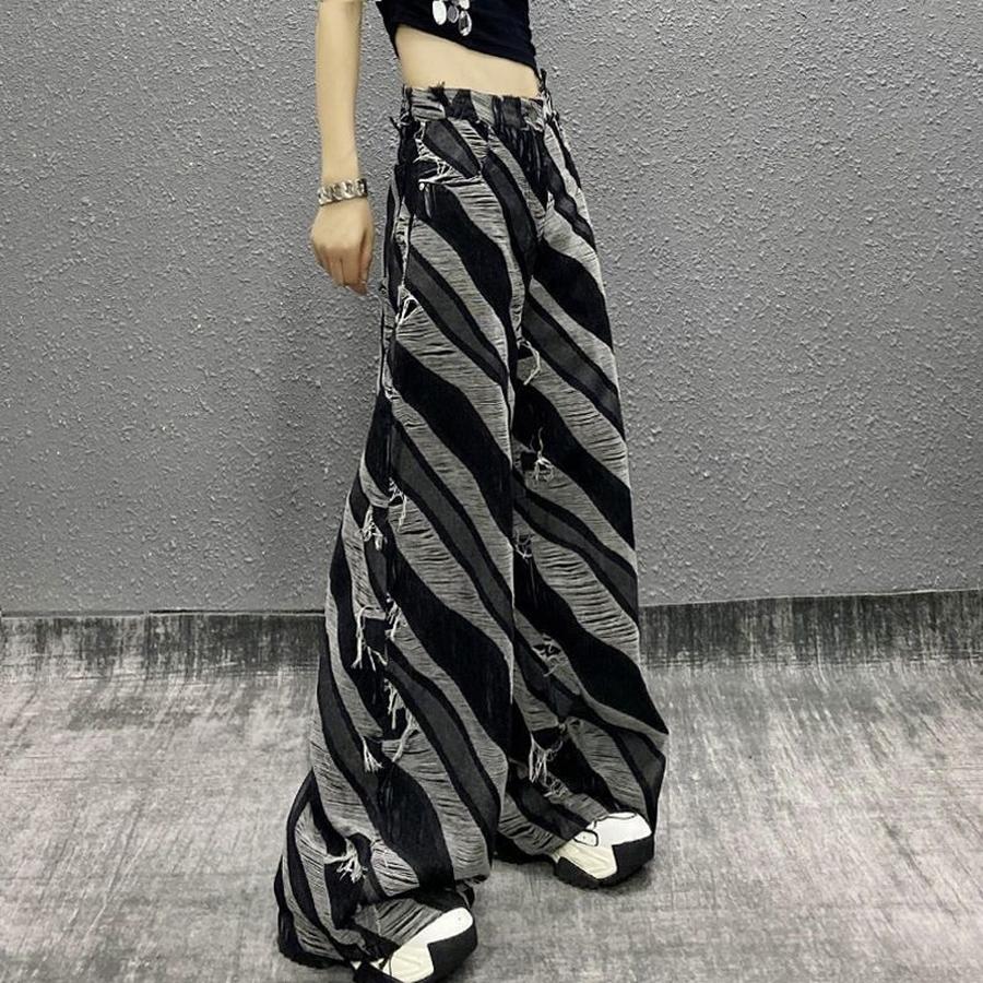 

Cool Patchwork Color Block Denim Jeans for Plus Size Women, Loose Fit Wide Leg Over Knee Pants 4XL