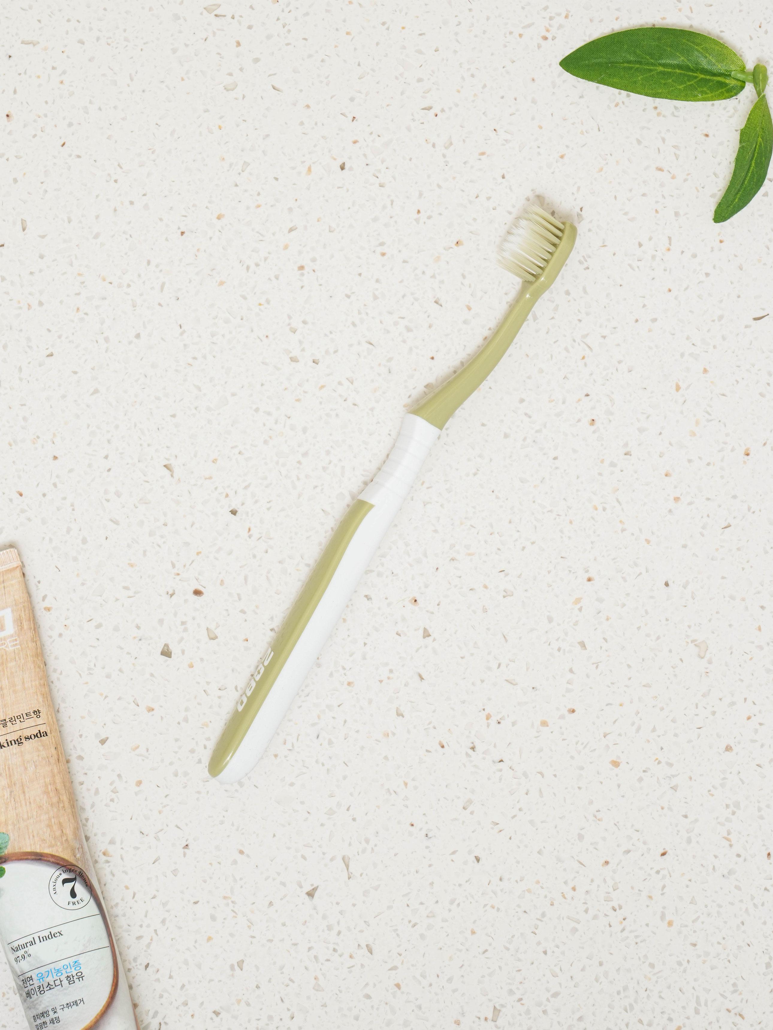 2080 Sea Bamboo Salt Infused Fine Bristle Toothbrush 1ea