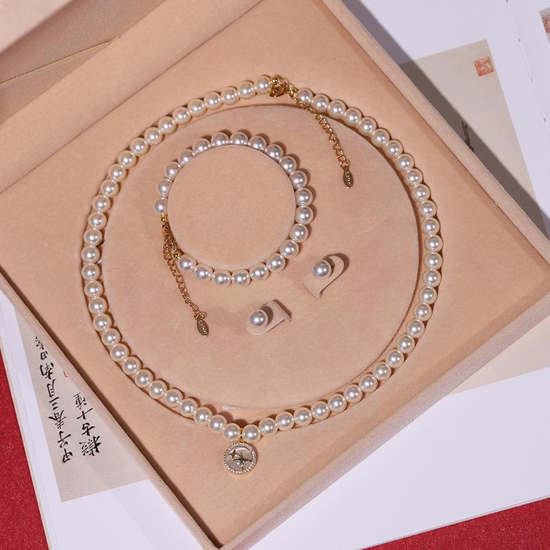 Elegante Collana di Perle di Conchiglia Profonda - Perfetto Regalo per la Festa della Mamma