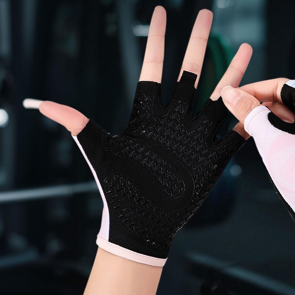 Outdoor Sports Gloves Non-Slip Fitness Protect Gloves Wear Resist Cycling Half-Finger Glove for Climbing Exercises Gym Lifting