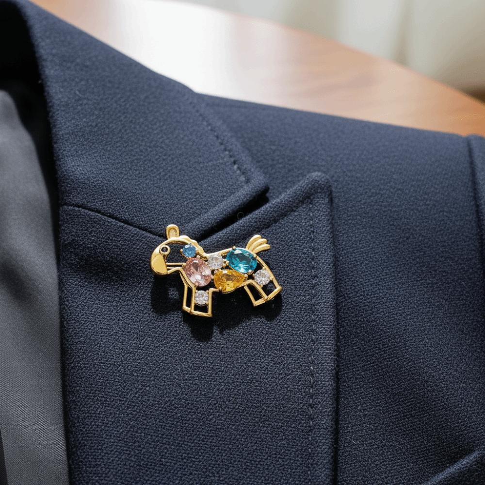 Elegance Zodiac Horse Brooch Understated Crystal Brooch Creative Animal Brooch Women Accessories